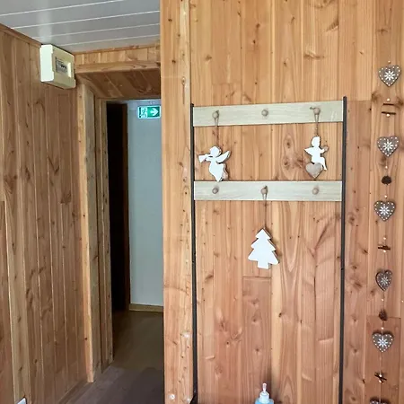Charmantes D'hotes En Montagne, Animaux Admis Sur Accord - Fr-1-589-729 Bed and breakfast *