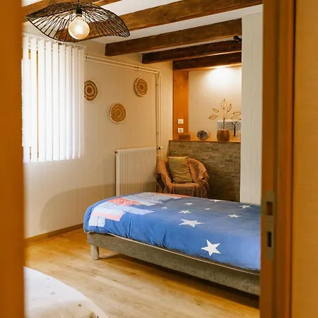 Charmantes D'hotes En Montagne, Animaux Admis Sur Accord - Fr-1-589-729 Bed & Breakfast